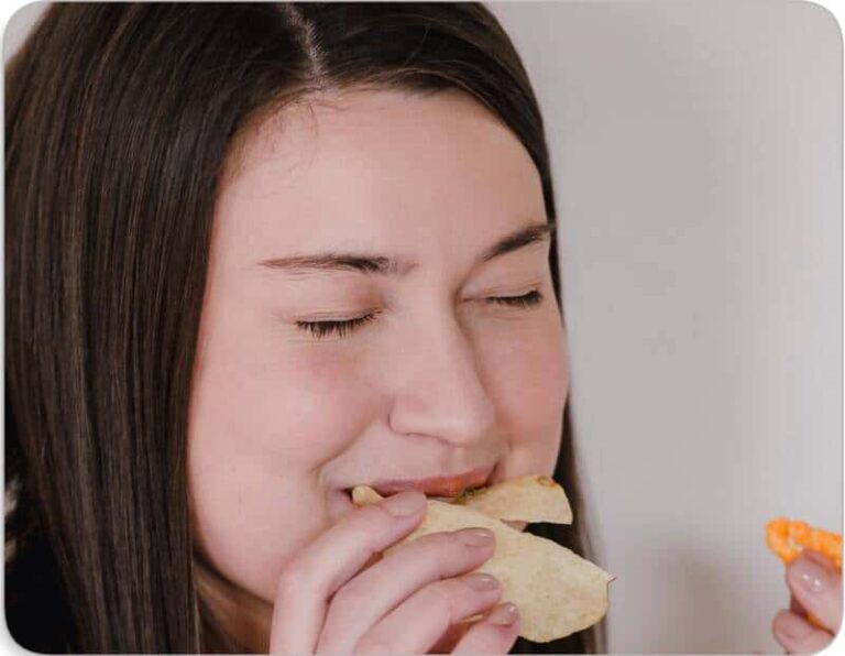 Quand puis-je manger des chips après l'extraction des dents de sagesse